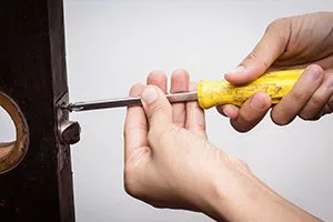 General Locksmith Store El Monte, CA 626-365-0002 - unlock-door